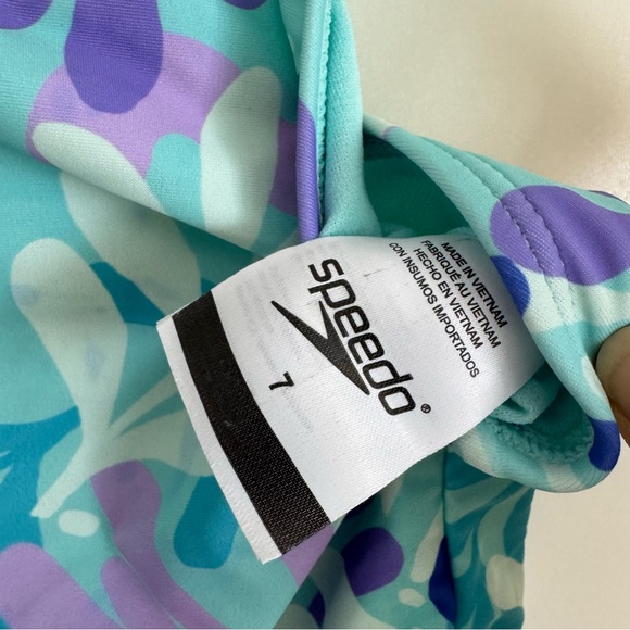 Girl Speedo swim suit - Picture 5 of 5